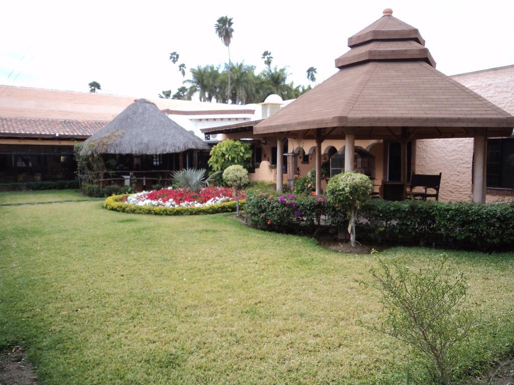 Hotel La Choza El Fuerte Exterior photo