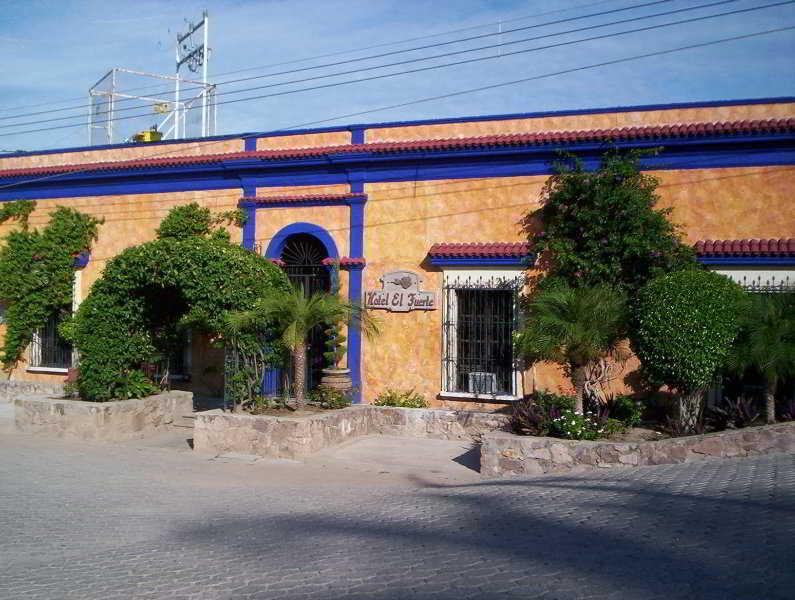 Hotel La Choza El Fuerte Exterior photo