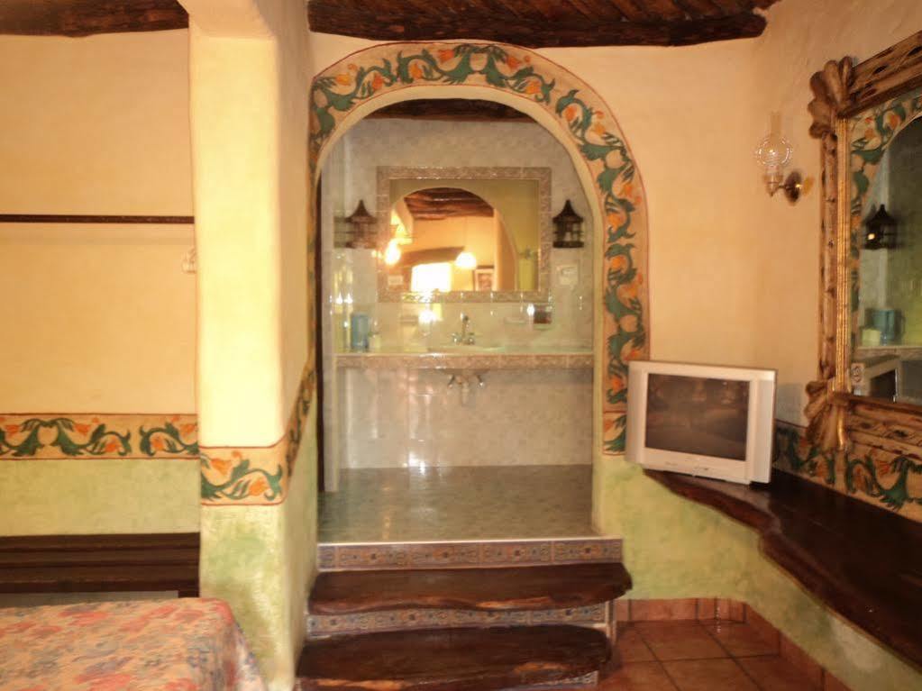 Hotel La Choza El Fuerte Exterior photo