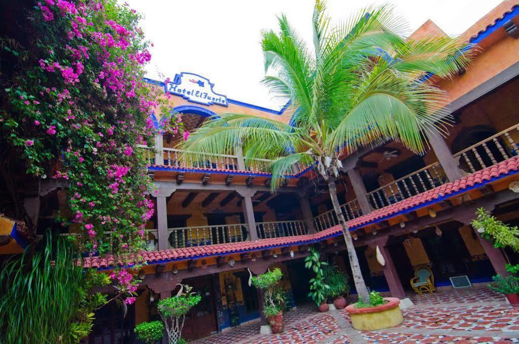 Hotel La Choza El Fuerte Exterior photo